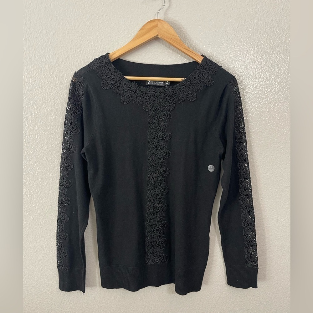 7th Avenue Design Studio New York & Company Lace Crotchet Long-Sleeved